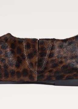 ME+EM Leopard Asymmetric Slipper | Dark Chocolate/Black | Image 6