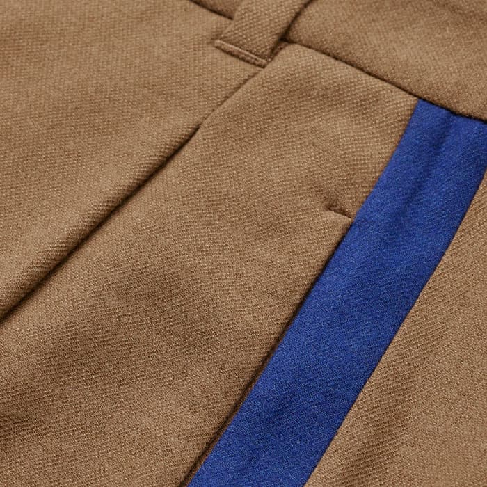 Made from a Portuguese tailoring fabric, made from a blend of LENZING™ ECOVERO™ viscose fibres for a soft yet structured feel.